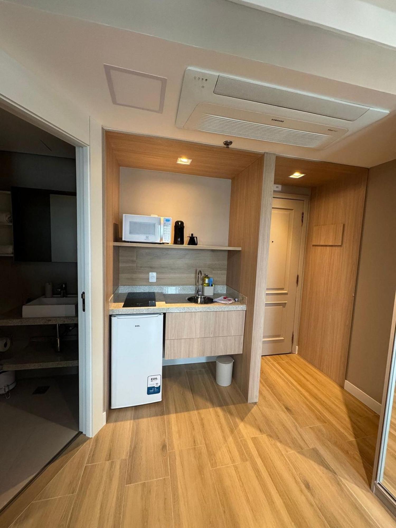 Flat Bem Localizado Na Regiao De Pinheiros! Appartement São Paulo Buitenkant foto